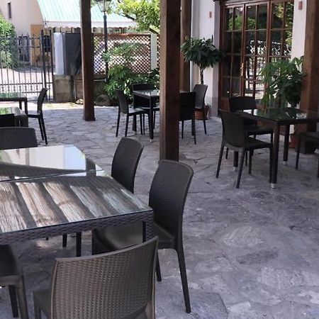 Albergo Antica Lanterna Castelnuovo di Garfagnana Exterior photo