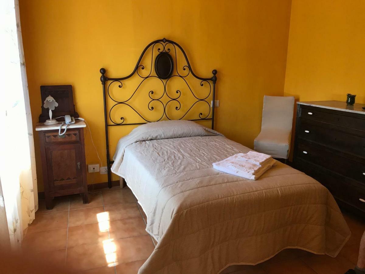 Albergo Antica Lanterna Castelnuovo di Garfagnana Exterior photo