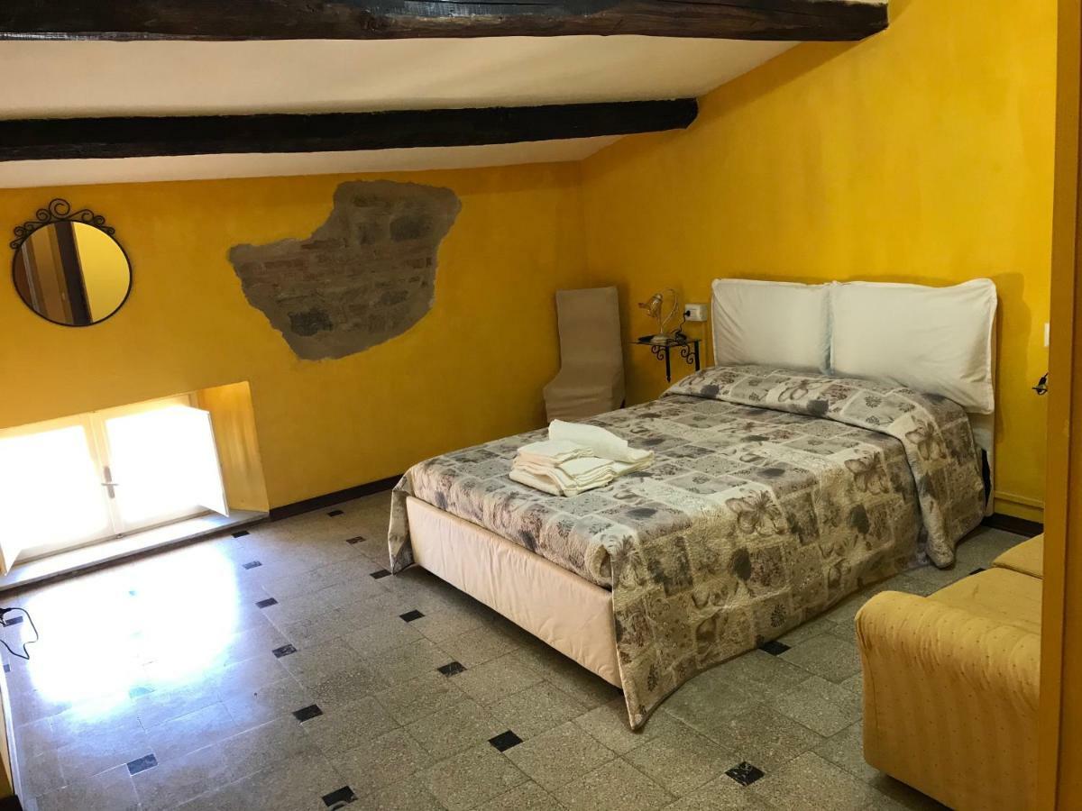 Albergo Antica Lanterna Castelnuovo di Garfagnana Exterior photo